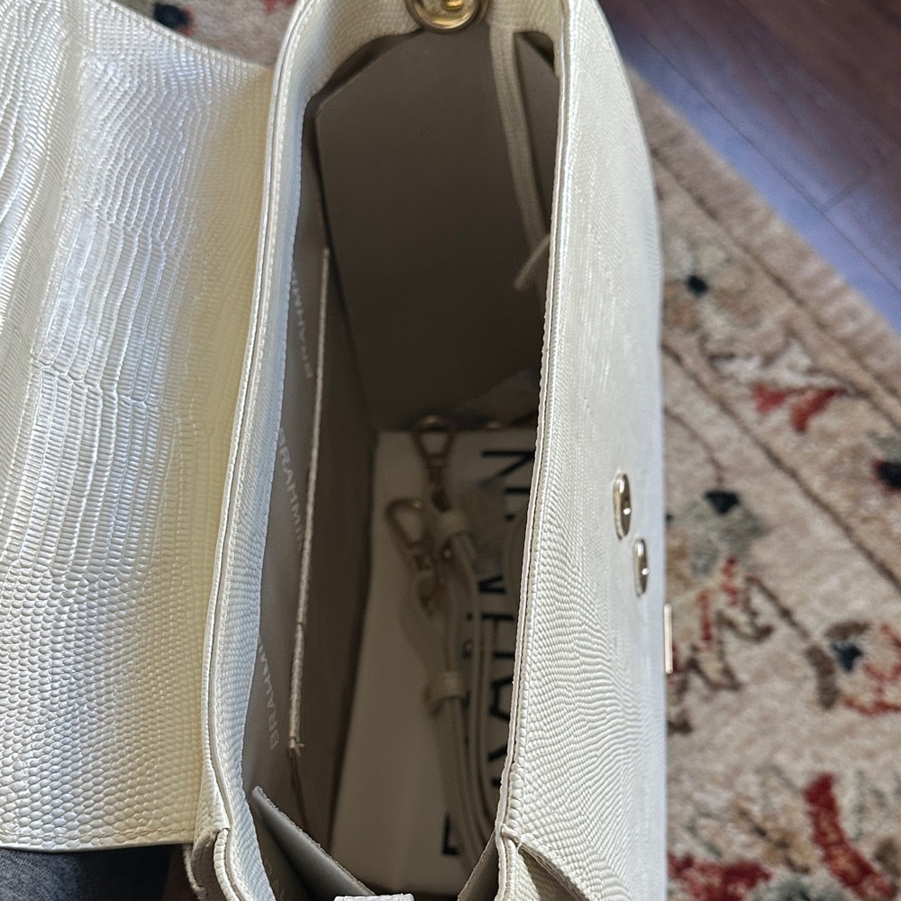 Brahmin Cream Satchel with Bamboo-Style Handle and Navy/Tan Trim - Picture 5 of 9